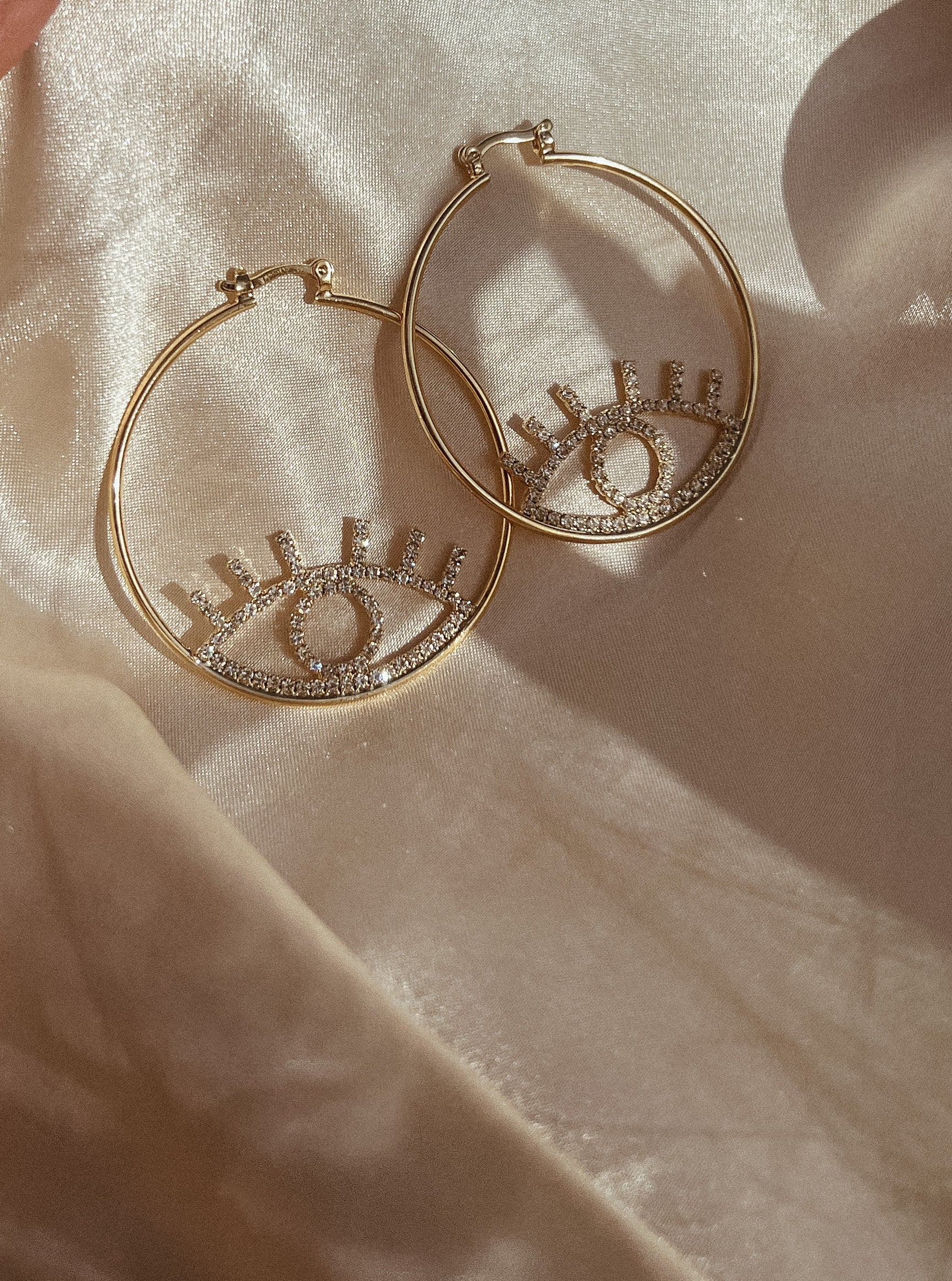 Theia Hoops