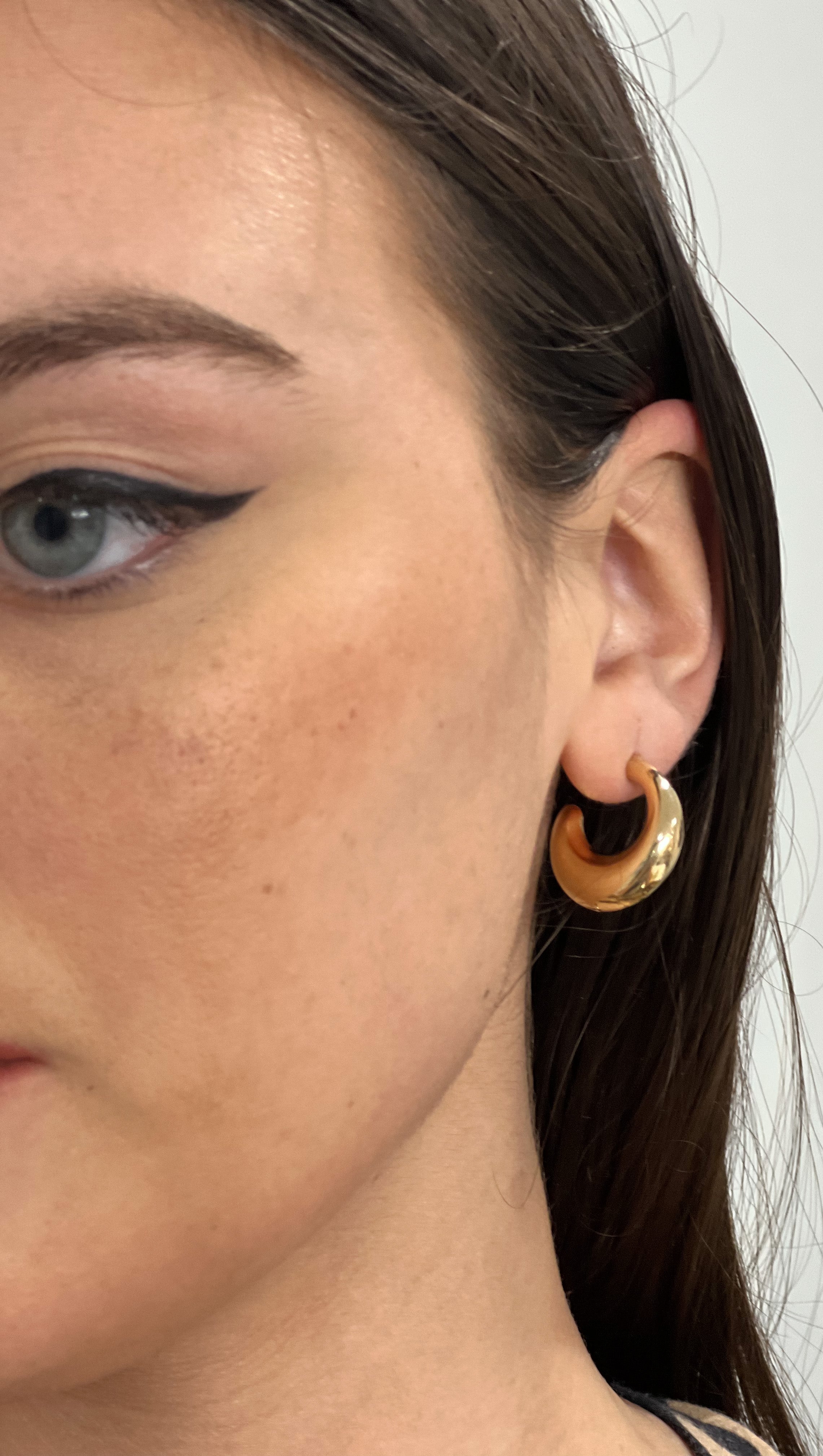 Cassia Hoops